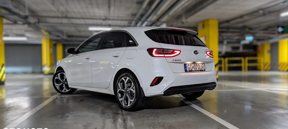 Kia Ceed cena 72999 przebieg: 71000, rok produkcji 2019 z Szczecin małe 121
